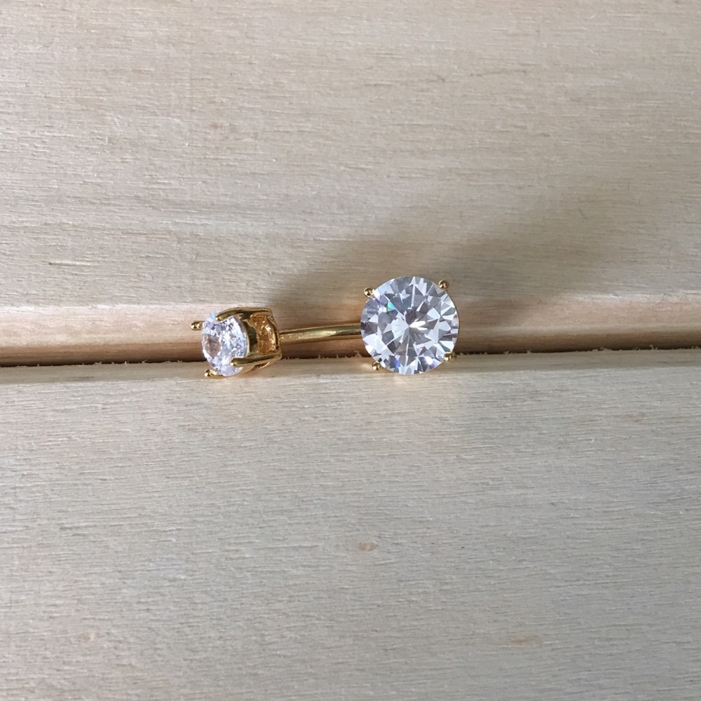 Gold CZ Prong Belly Button Ring - Picture 2 of 3